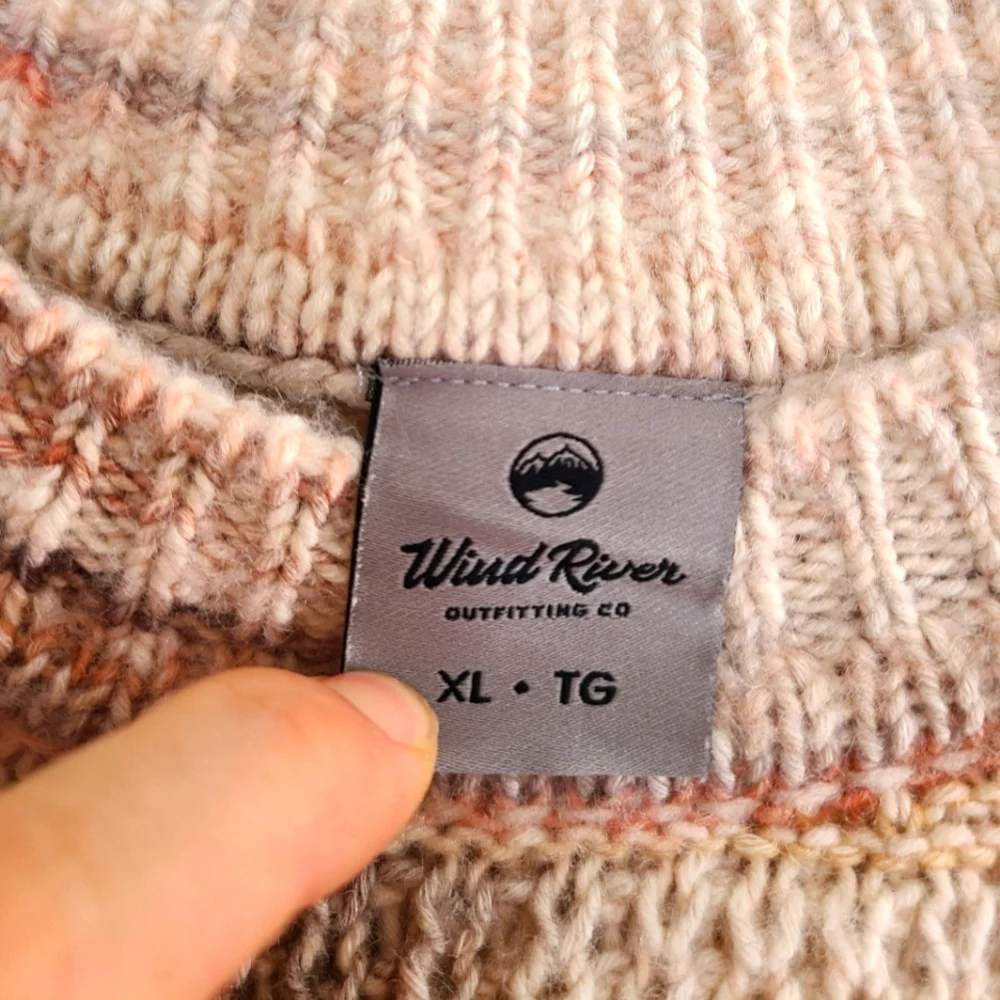 WIND RIVER - Soft knit sweater - Picture 13 of 15